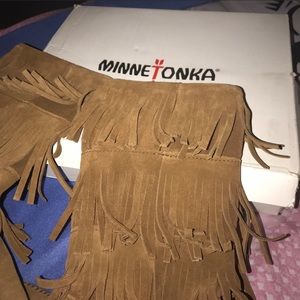 Minnetonka suede boots real nice barely even worn